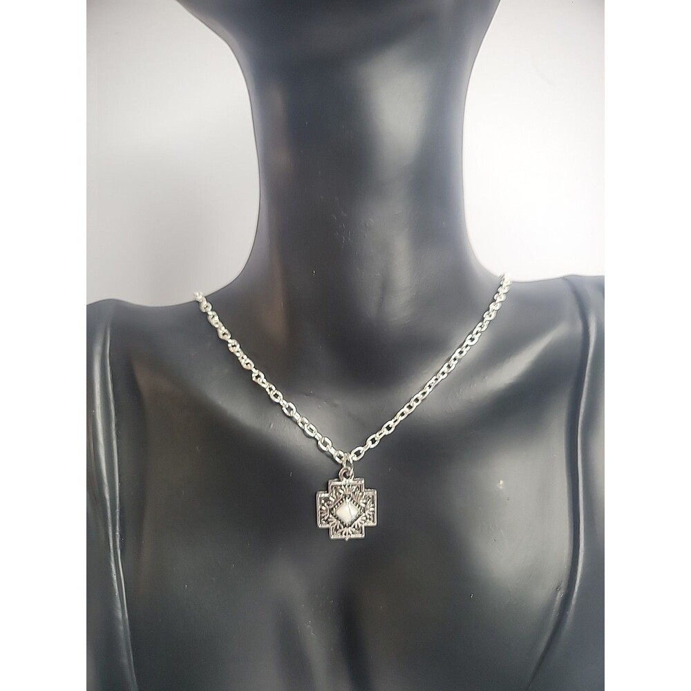 Handmade Chain Necklace Silver Tone Pendant Cross Shape White Stone Middle